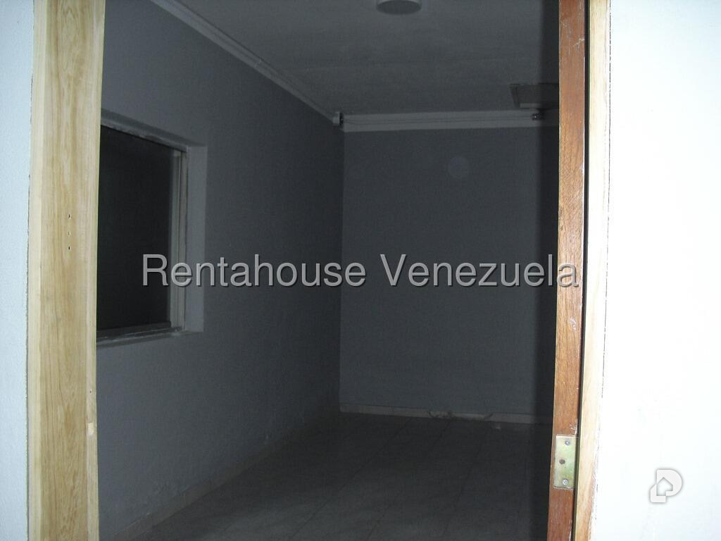Local comercial en La Trinidad, Caracas – 5