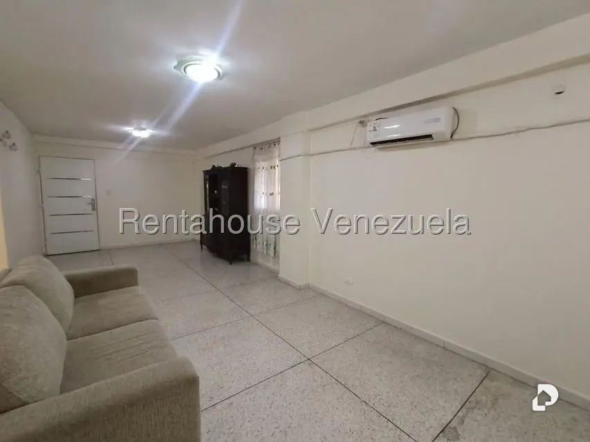Apartamento en Urbanización El Centro, Maracay – 4