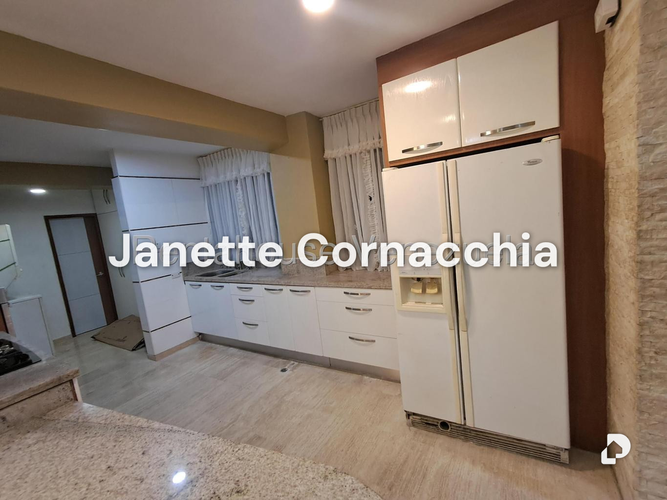 Apartamento en Altamira, Caracas – 16