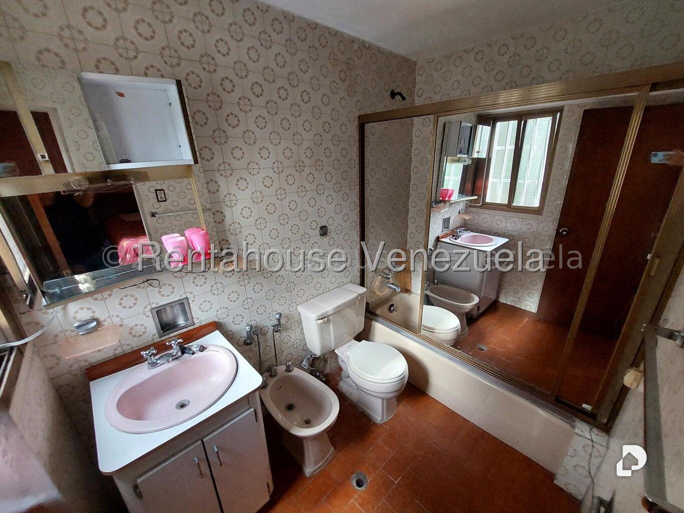 Apartamento en El Paraíso, Caracas – 16