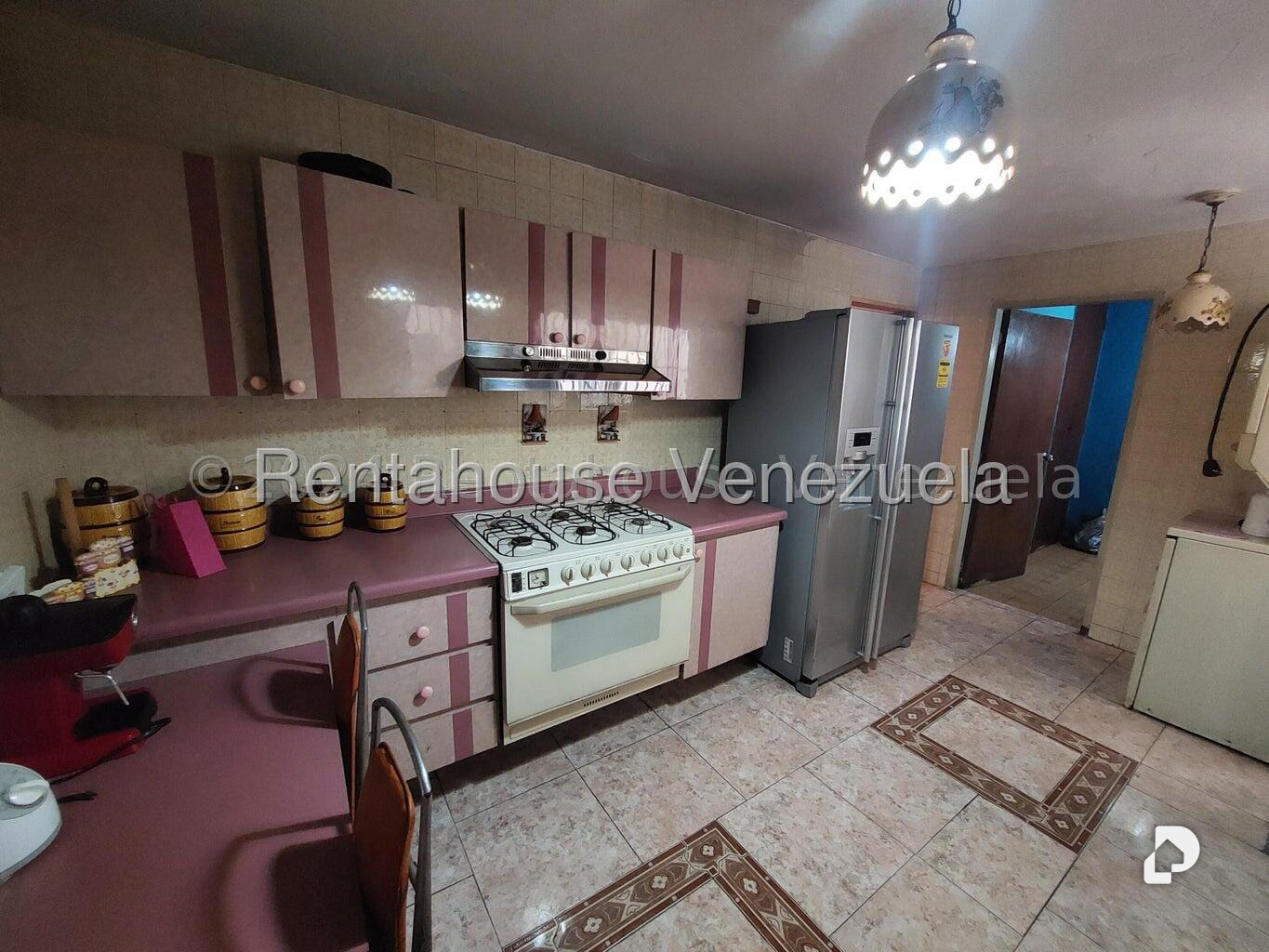 Apartamento en El Paraíso, Caracas – 11