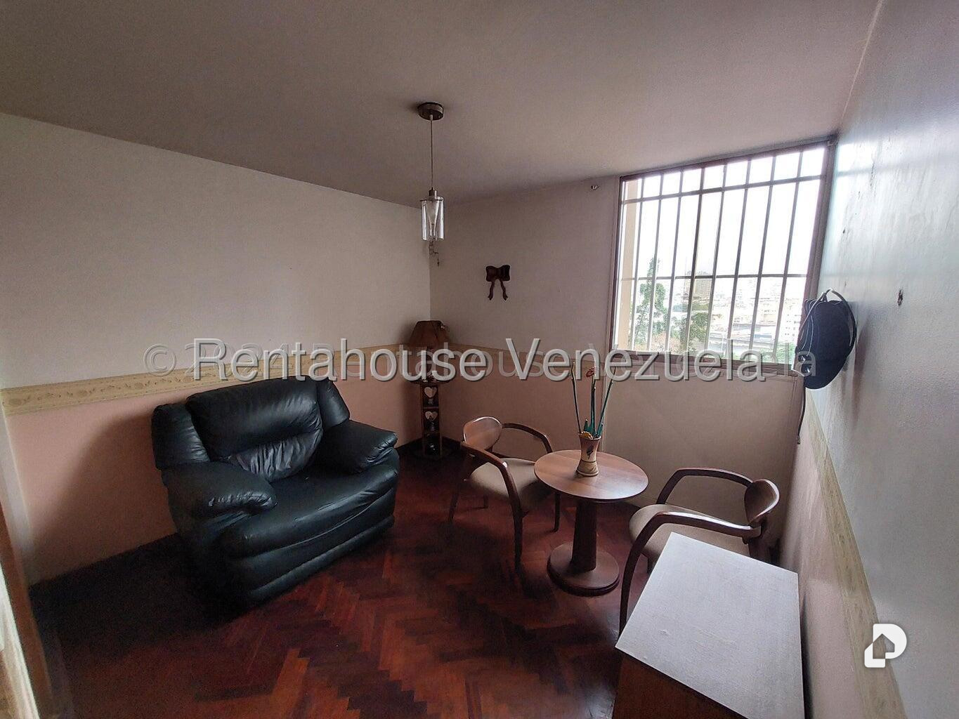 Apartamento en El Paraíso, Caracas – 13