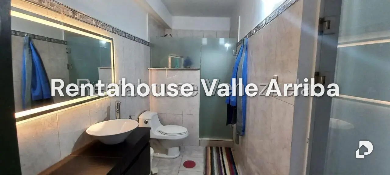 Casa en La Rosaleda, San Antonio de Los Altos – 25