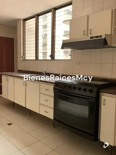 Apartamento en San Isidro, Maracay – 2