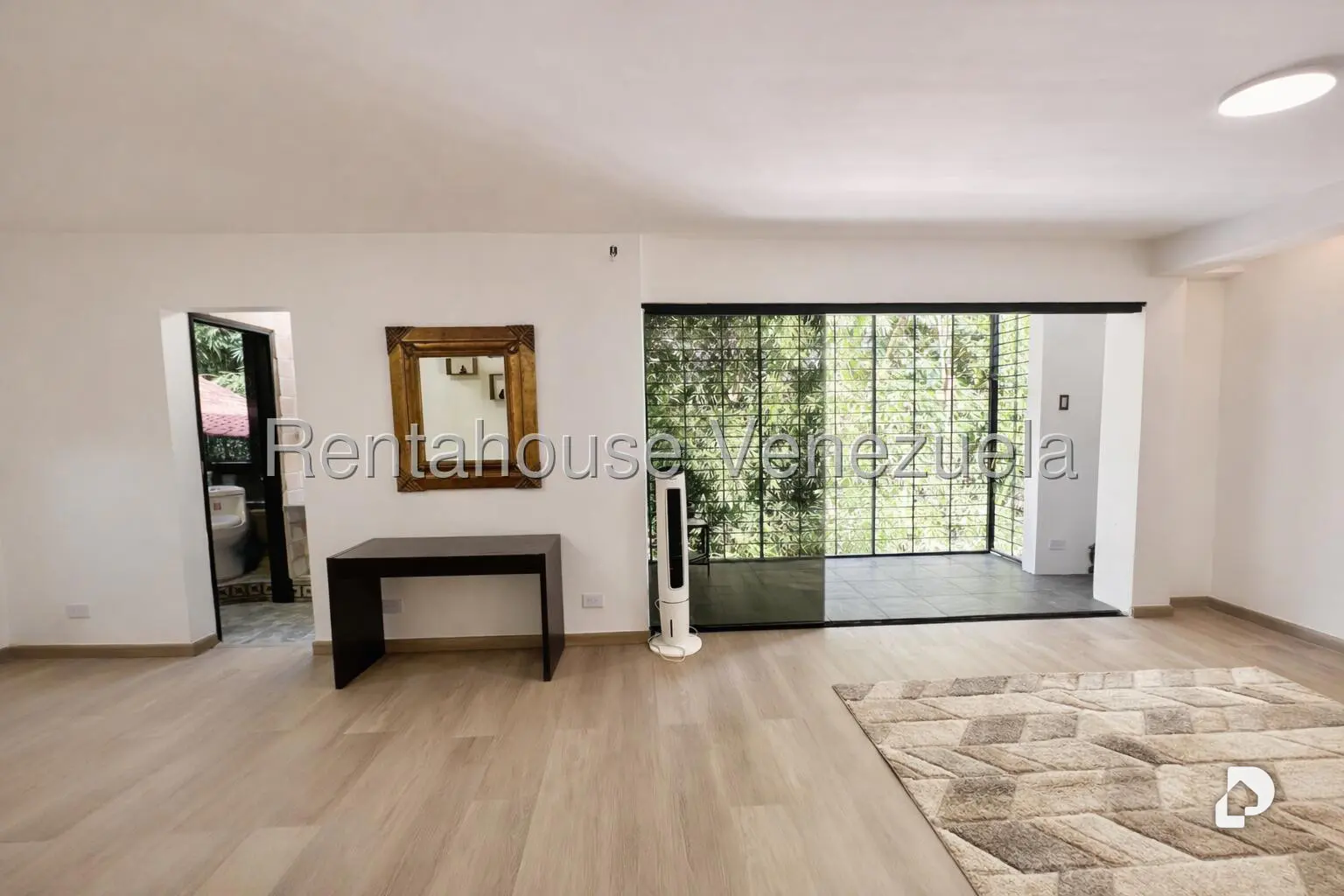 Casa en Oripoto, Caracas – 15