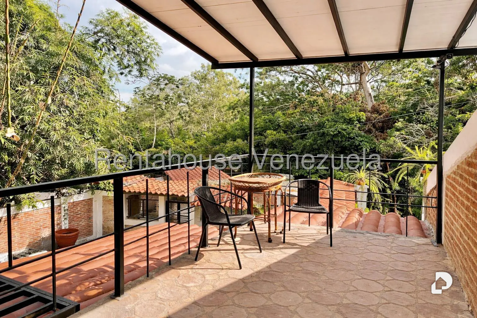 Casa en Oripoto, Caracas – 20