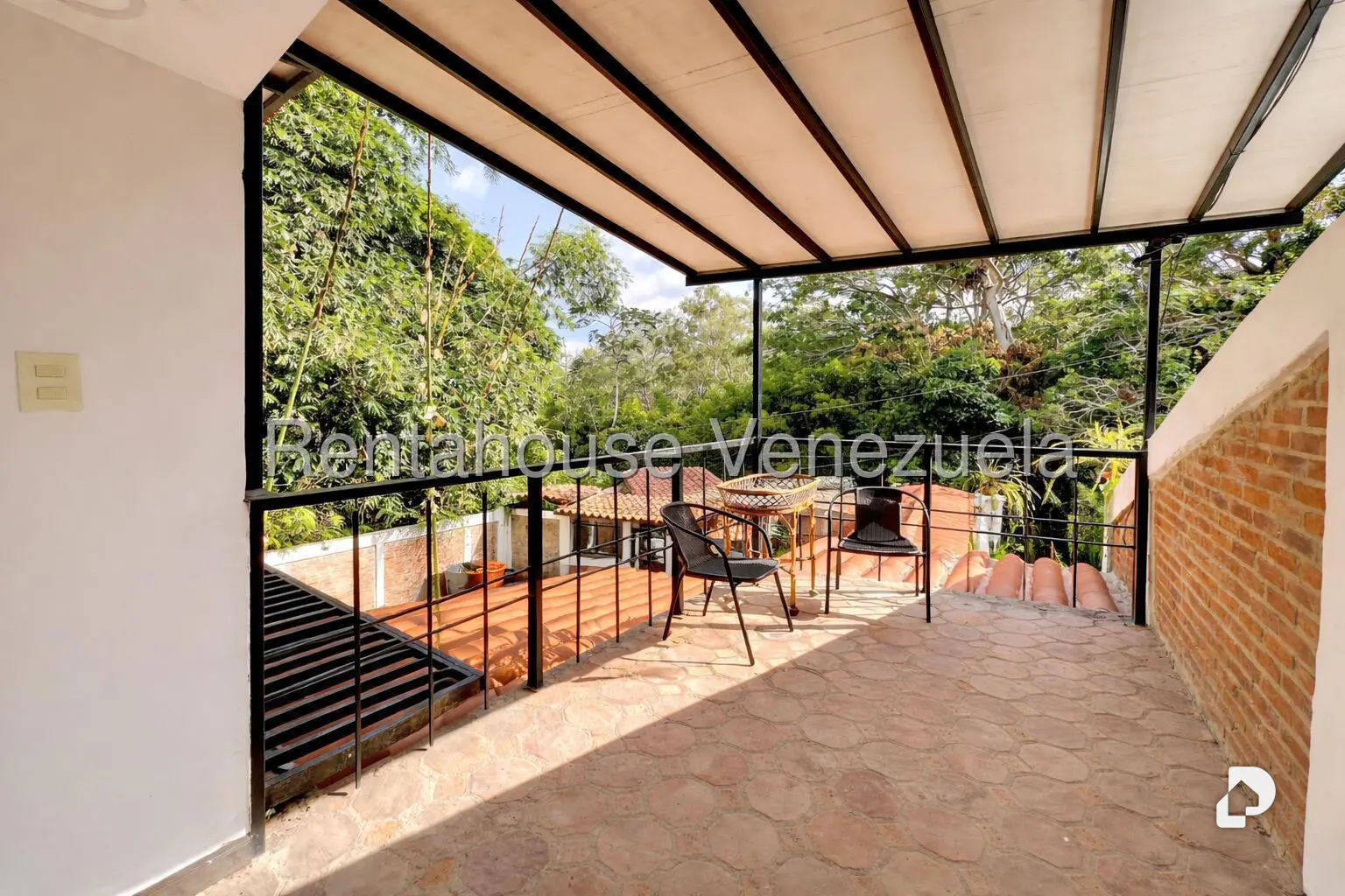 Casa en Oripoto, Caracas – 19