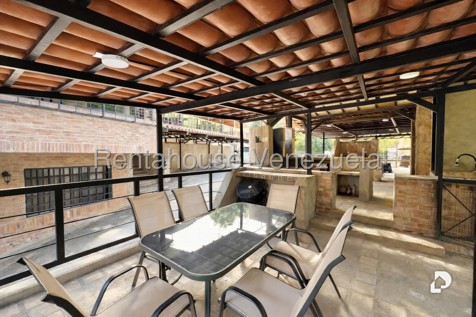 Casa en Oripoto, Caracas – 7