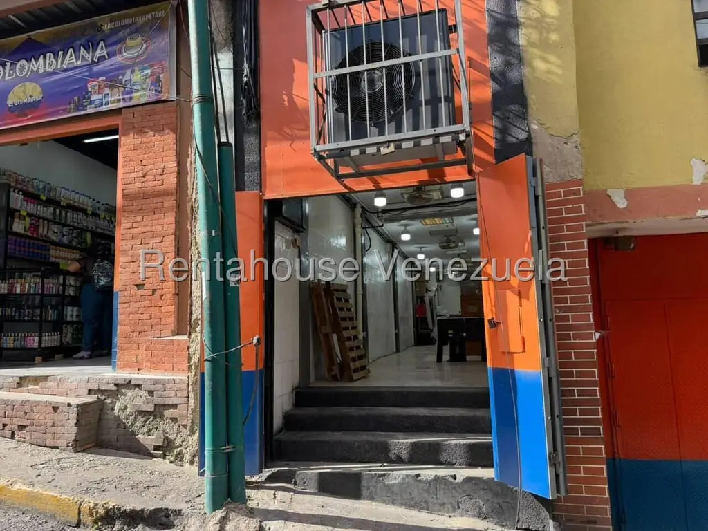 Commercial space in Petare, Caracas - 1