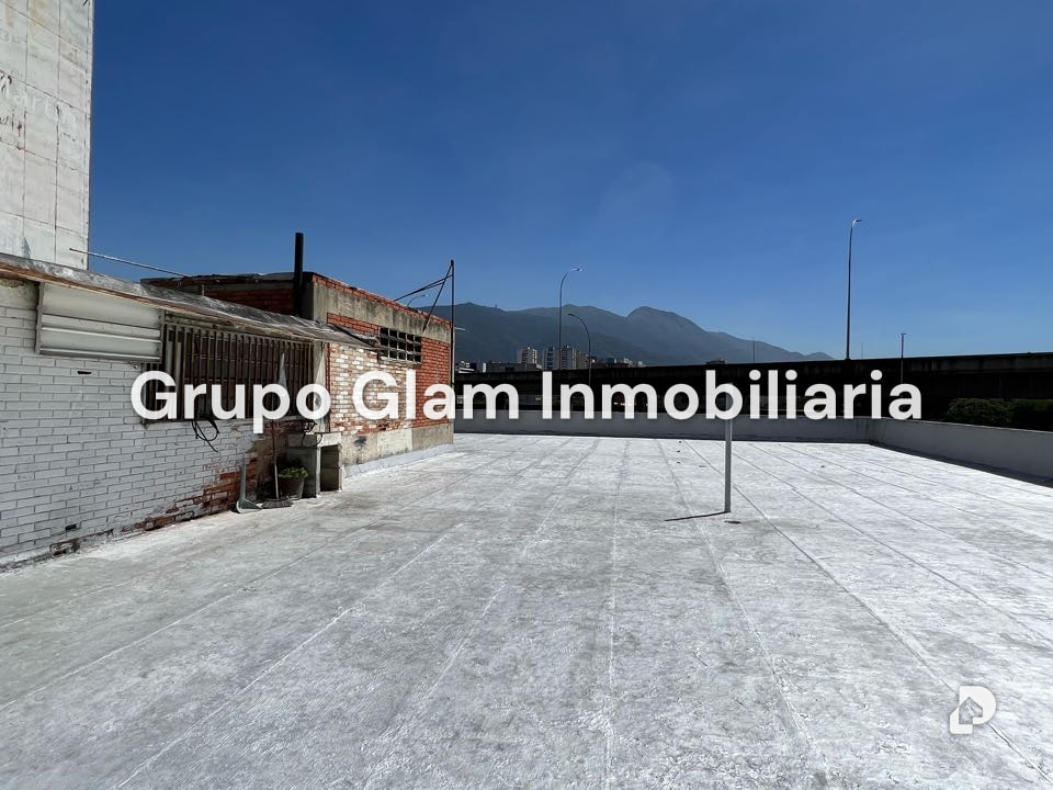 Galpón en San Martín, Caracas – 25