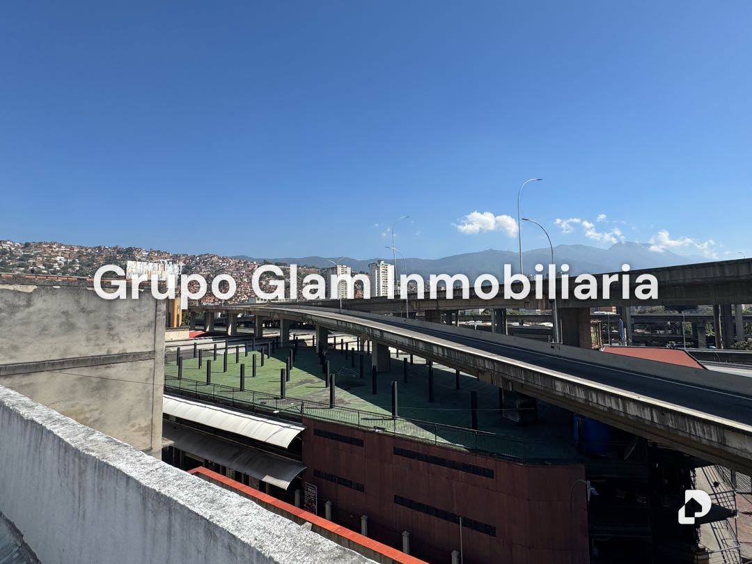 Galpón en San Martín, Caracas – 33