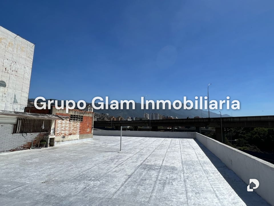 Galpón en San Martín, Caracas – 27