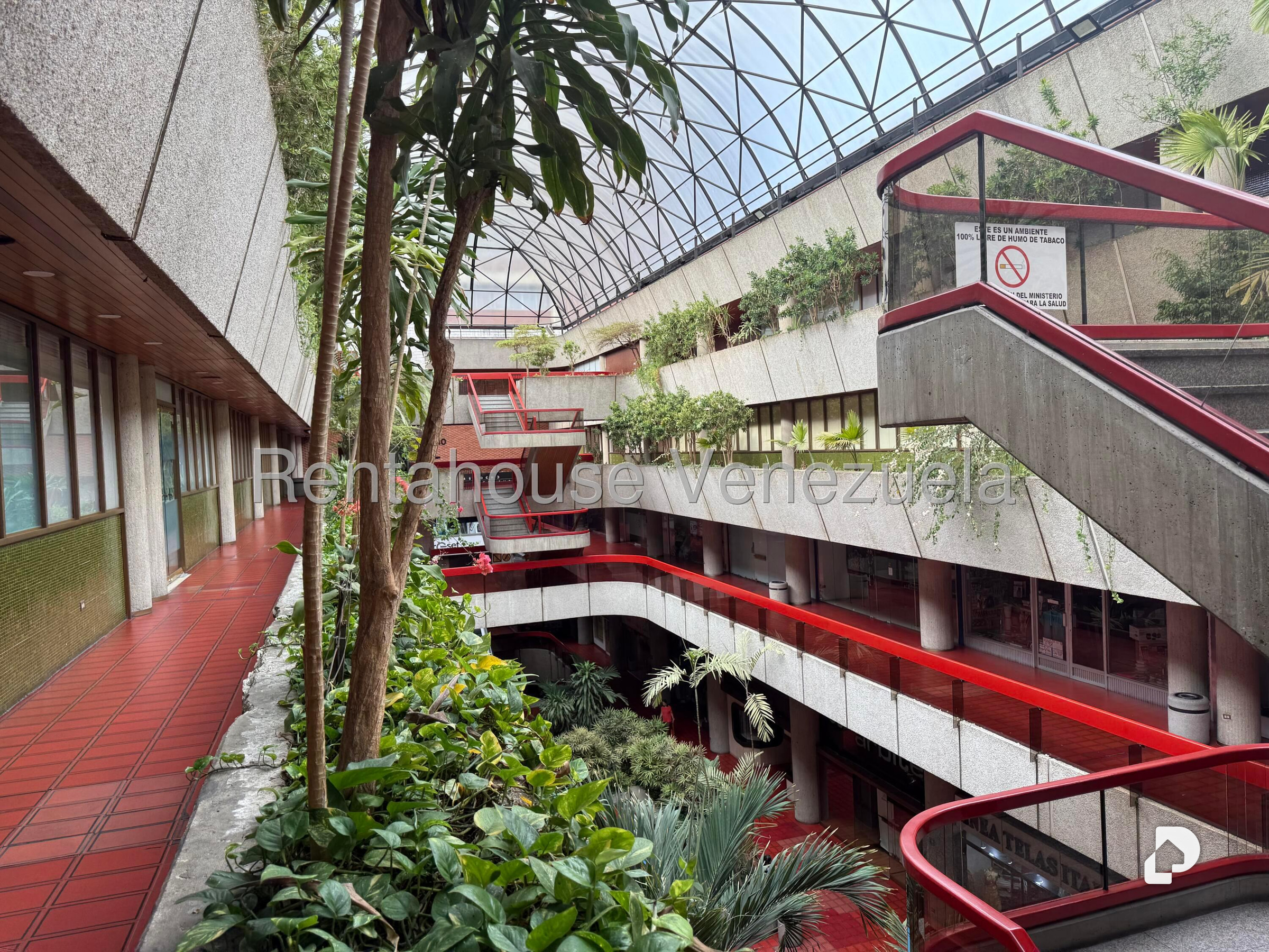 Local comercial en Las Mercedes, Caracas – 5
