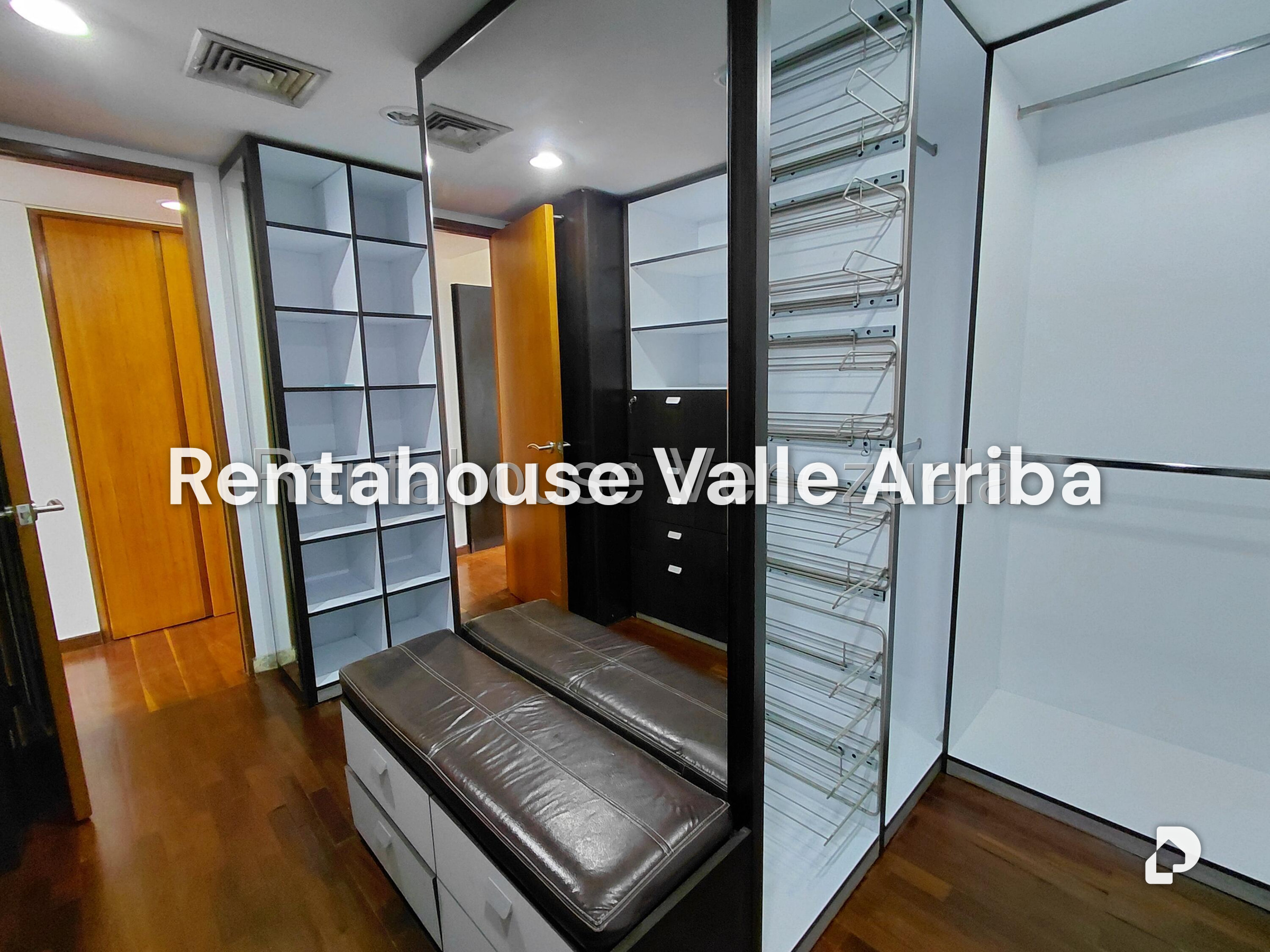 Apartamento en Los Dos Caminos, Caracas – 30