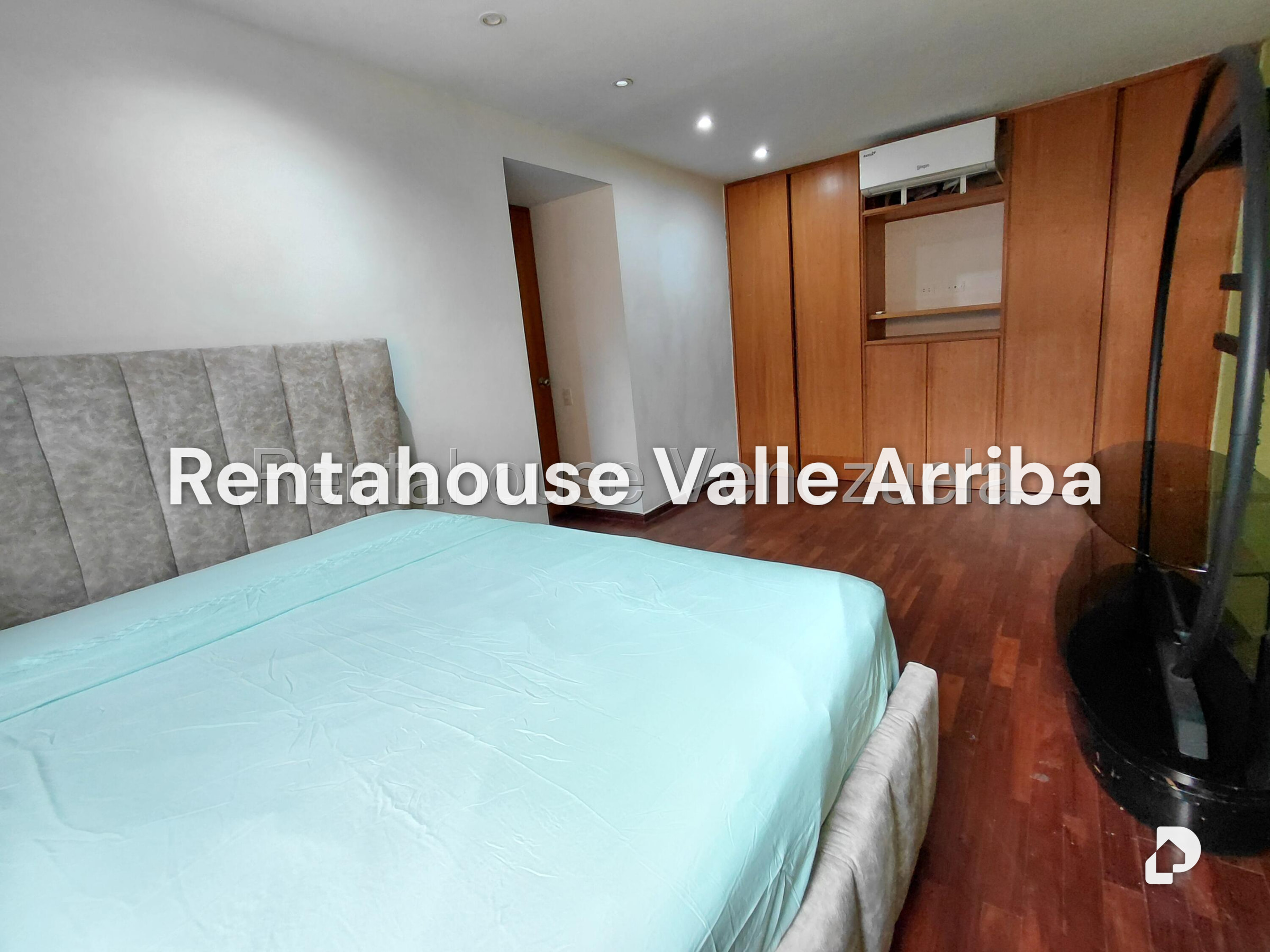 Apartamento en Los Dos Caminos, Caracas – 21
