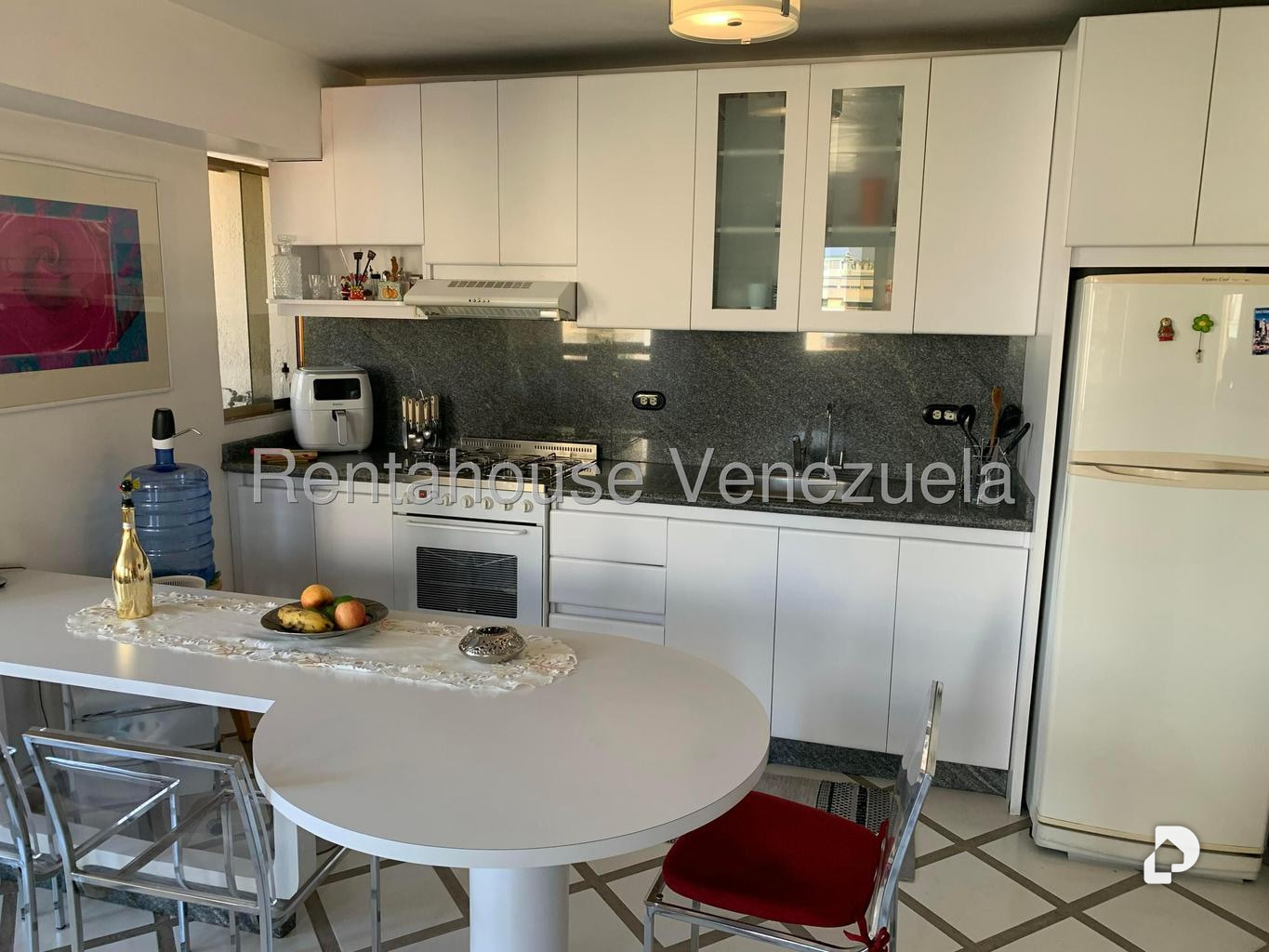 Apartamento en Los Palos Grandes, Caracas – 12