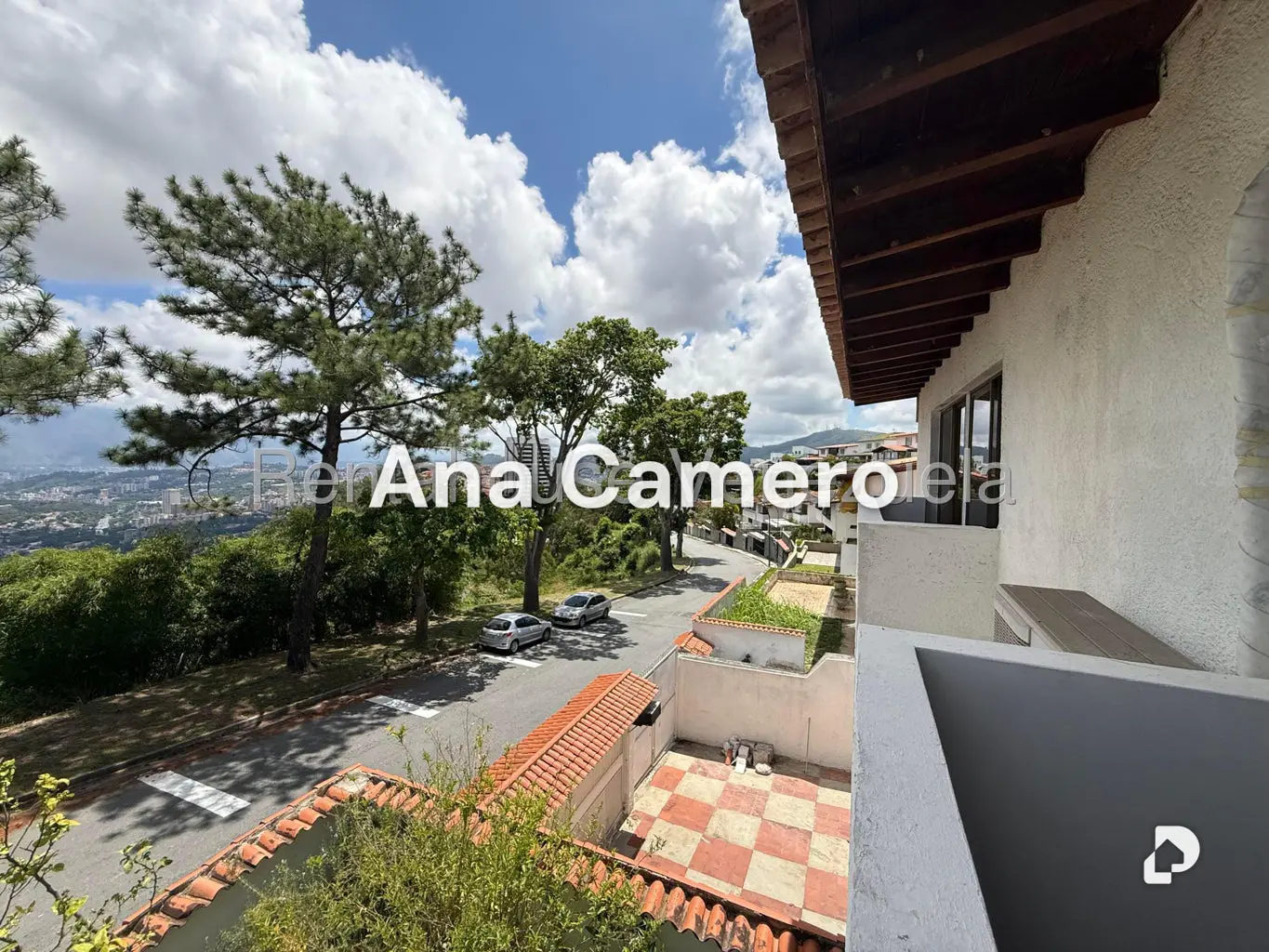 Casa en Alto Prado, Caracas – 22