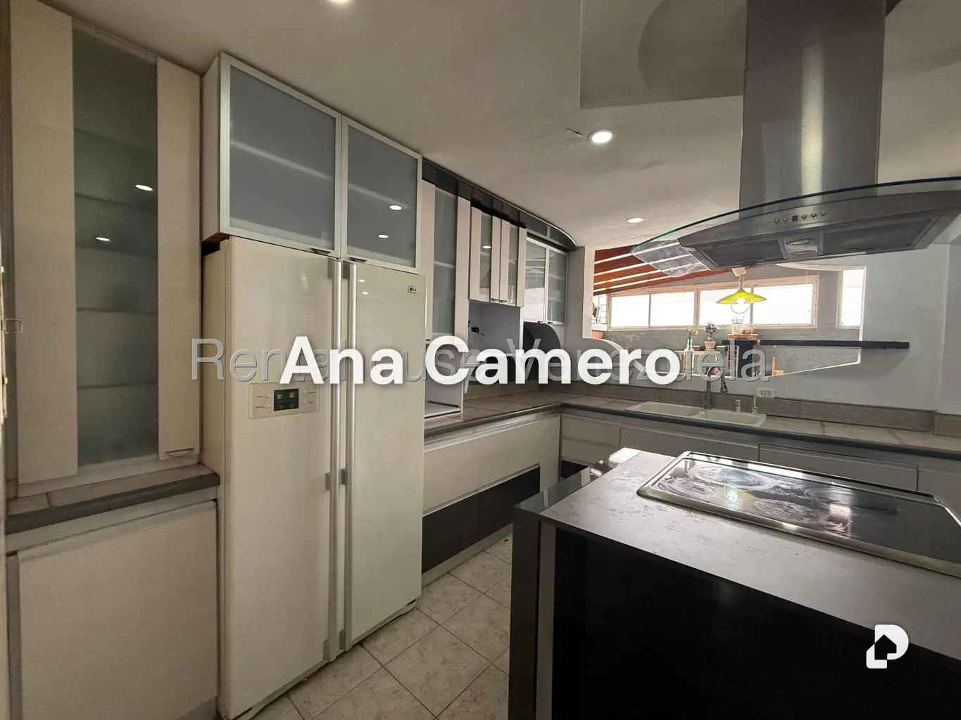 Casa en Alto Prado, Caracas – 11
