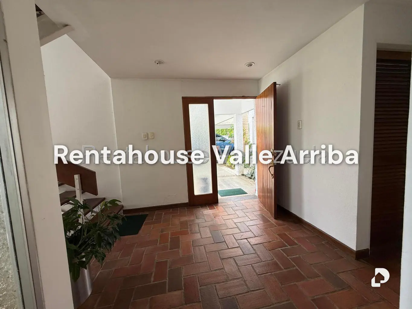 Casa en Colinas del Tamanaco, Caracas – 29