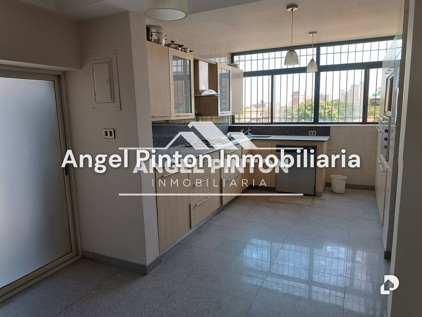 Apartamento en Avenida 5 de Julio, Maracaibo – 5