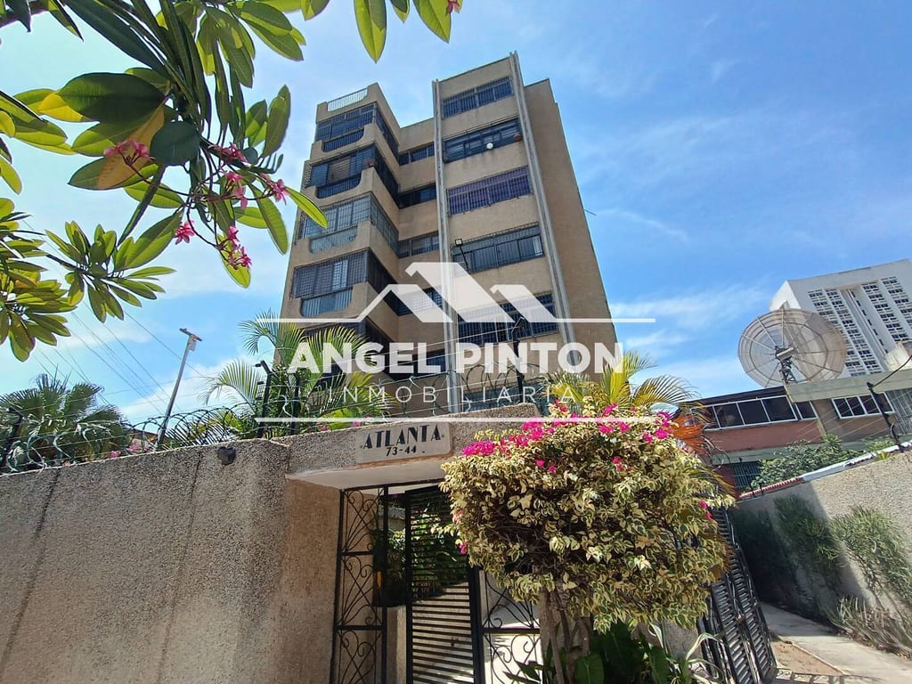 Apartamento en Avenida 5 de Julio, Maracaibo - 1