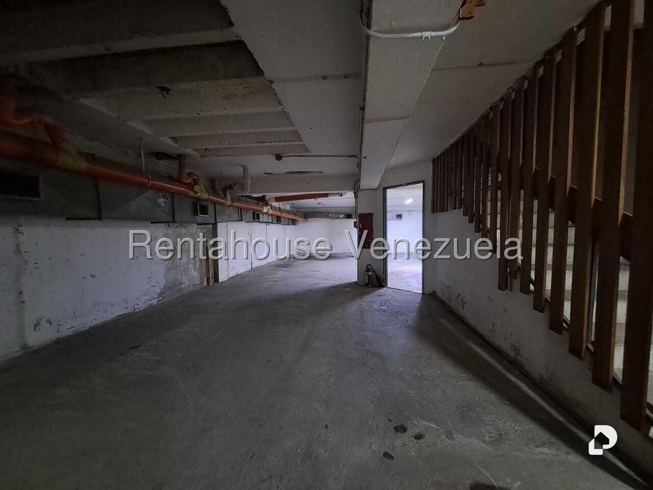 Garage/Parking in Chacao, Caracas – 19