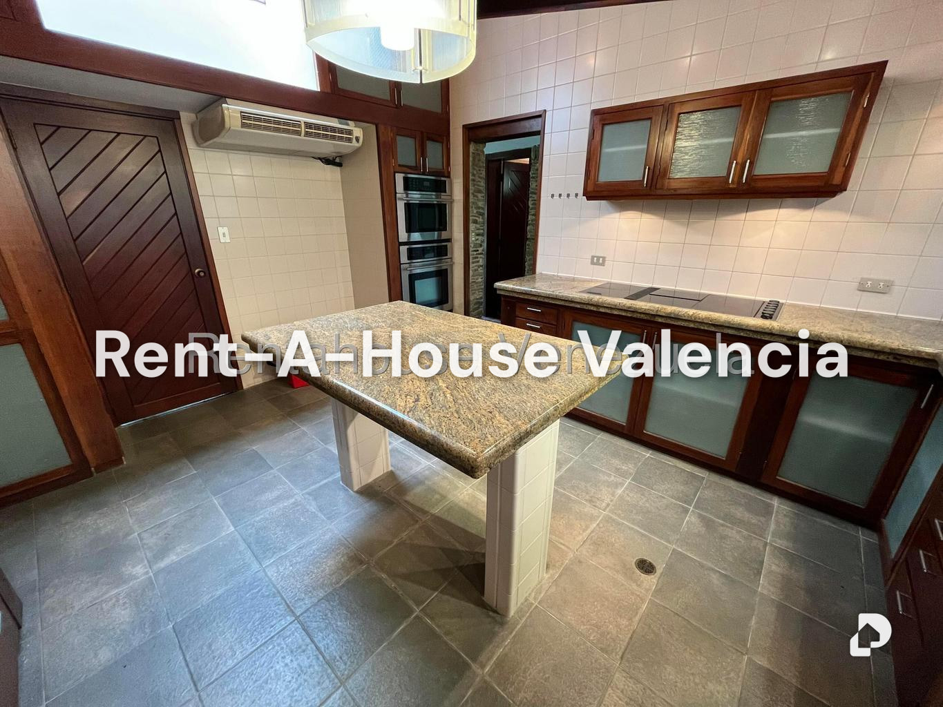 Casa en Guataparo Country Club, Valencia – 25