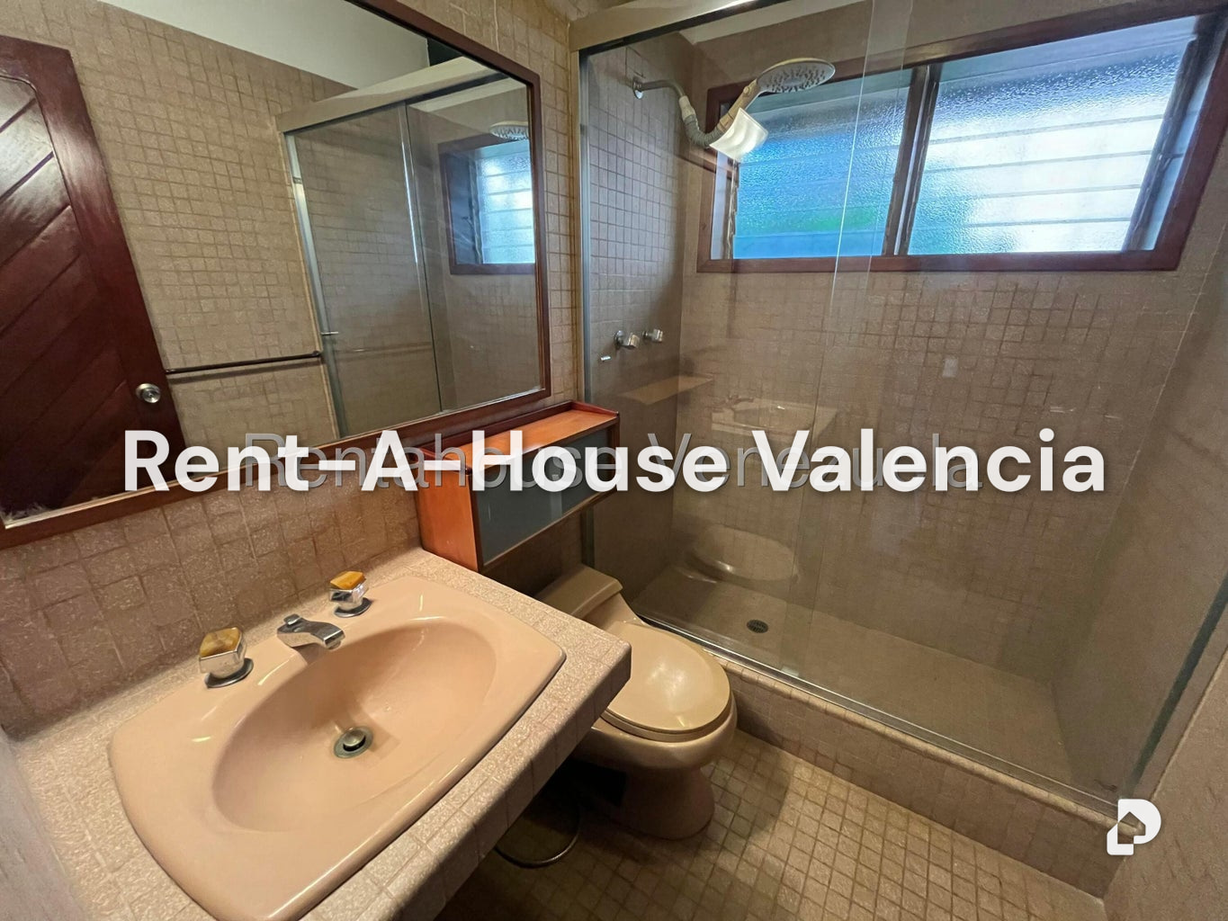 Casa en Guataparo Country Club, Valencia – 55