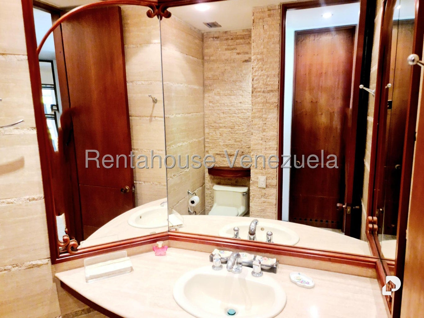 Apartamento en Altamira, Caracas – 11