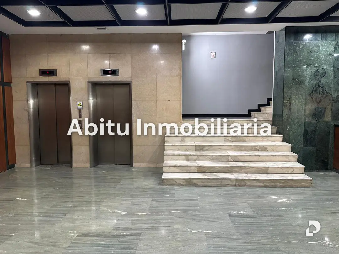 Office in La Castellana, Caracas – 24