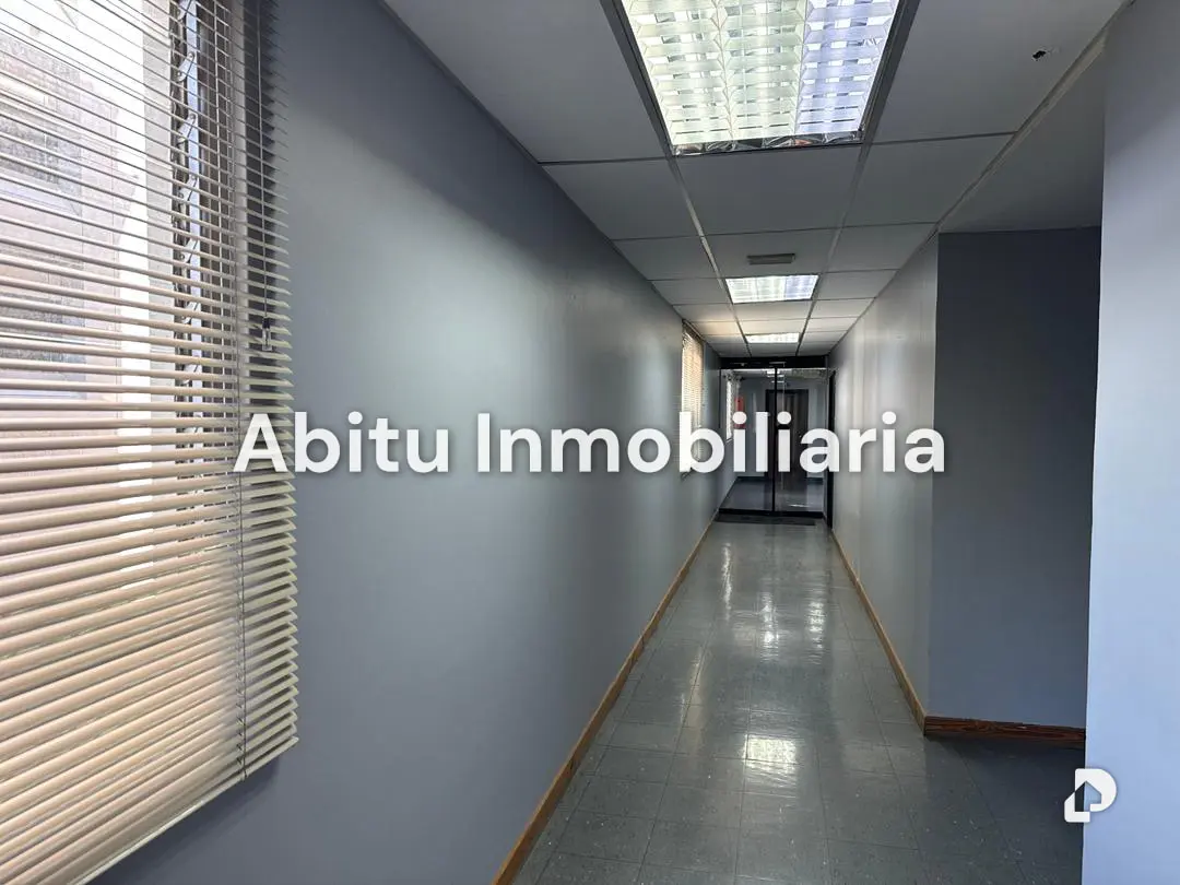 Office in La Castellana, Caracas – 7
