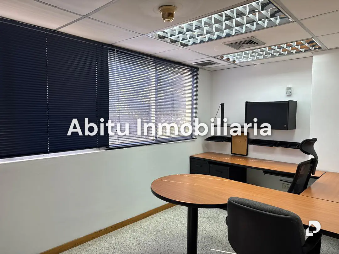 Office in La Castellana, Caracas – 20