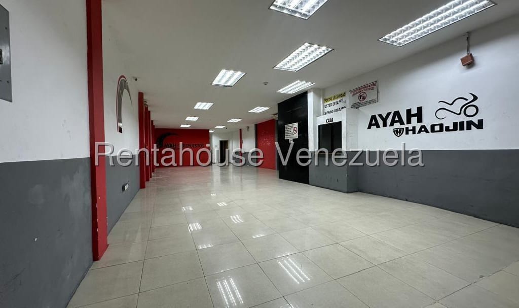 Local comercial en Catia, Caracas - 1