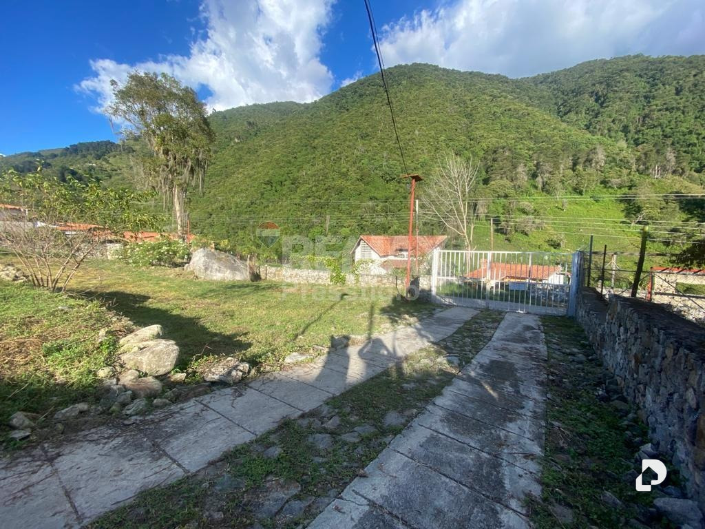 Finca en Santos Marquina – 2