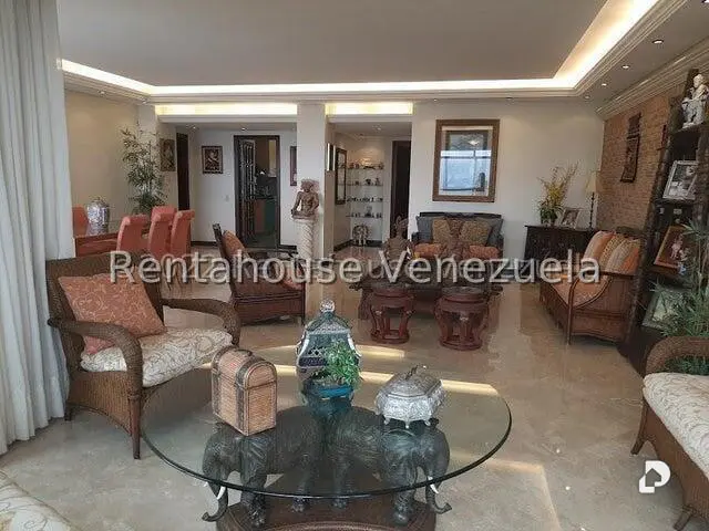 Apartamento en Los Naranjos (del Cafetal), Caracas – 13