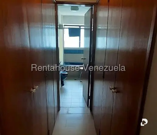 Apartamento en Las Esmeraldas, Caracas – 16
