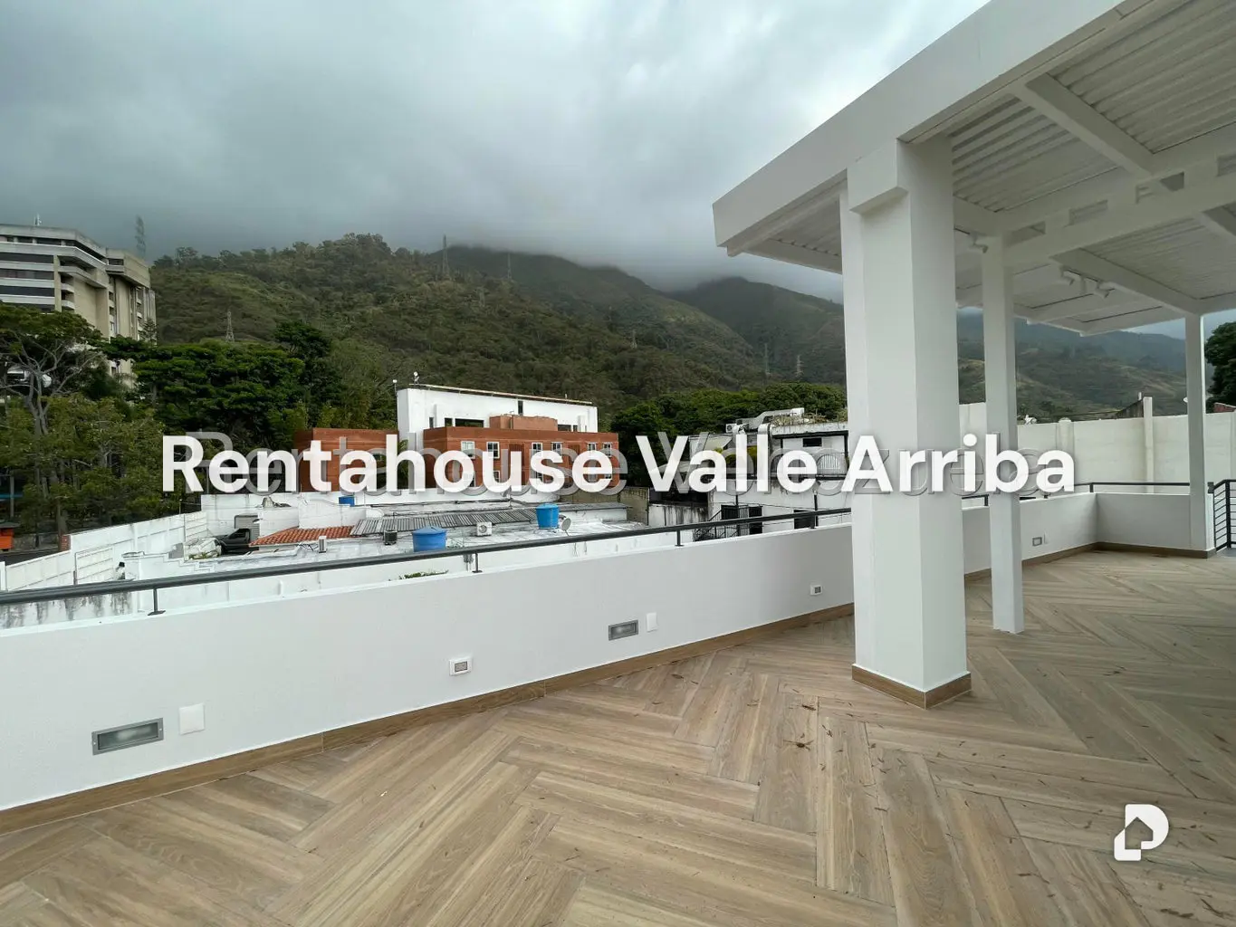 Casa en La Castellana, Caracas – 23
