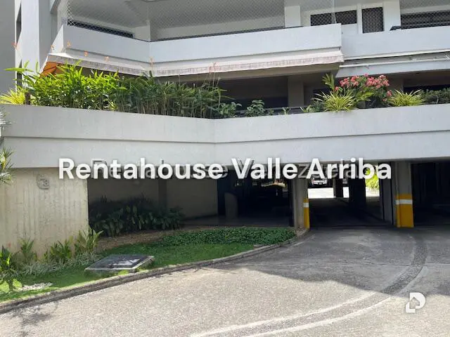Apartamento en Altamira, Caracas – 2