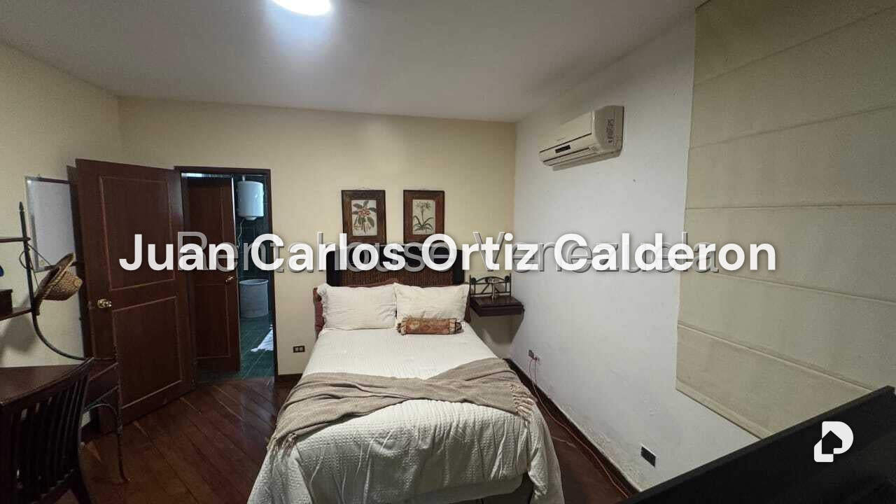 Casa en Colinas del Tamanaco, Caracas – 30