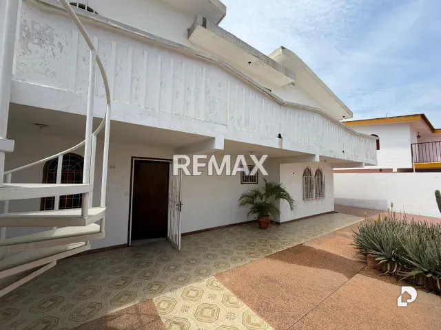 Casa en 5 de San Jacinto, Maracaibo – 11