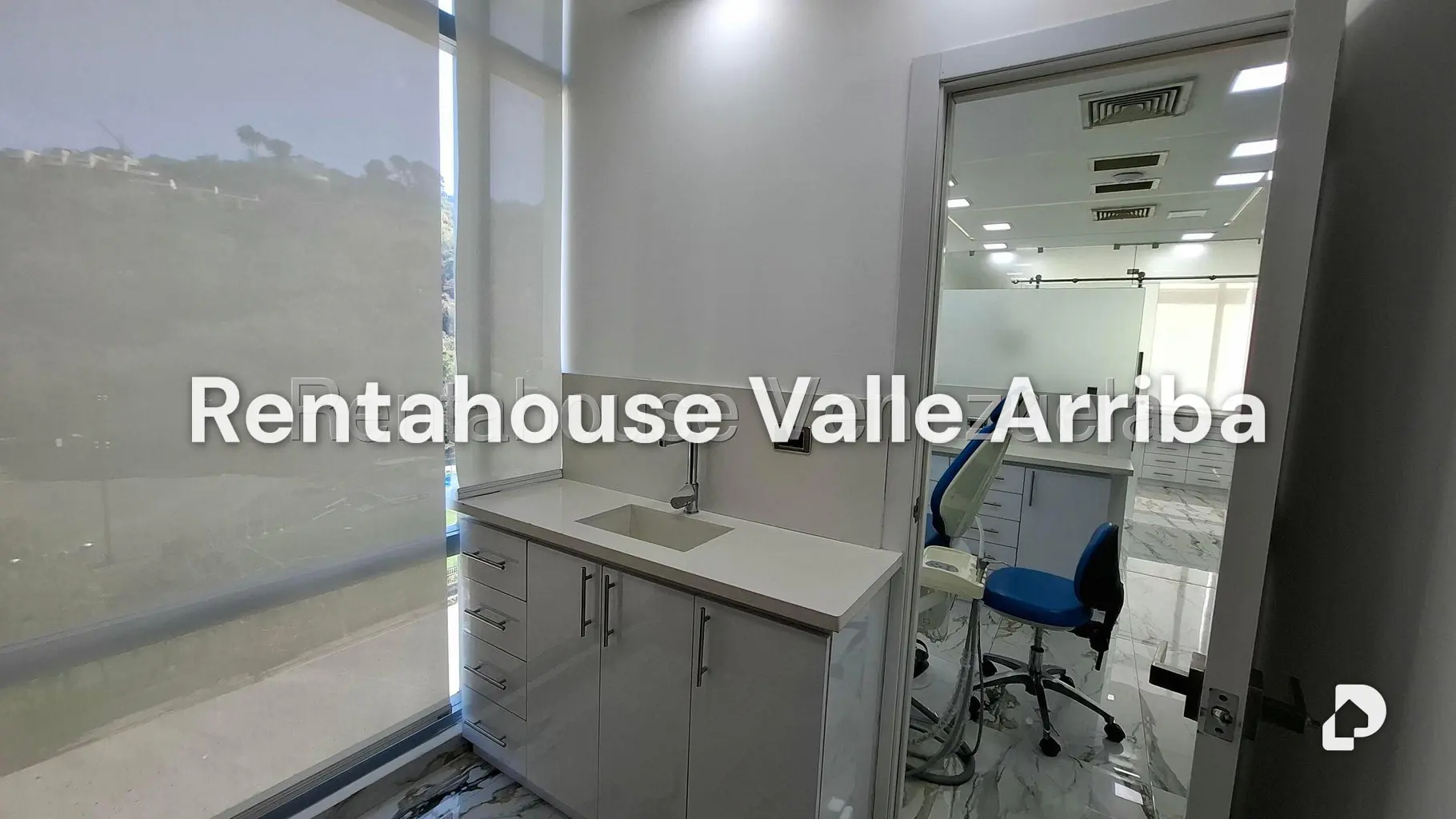 Commercial space in La Trinidad, Caracas – 19