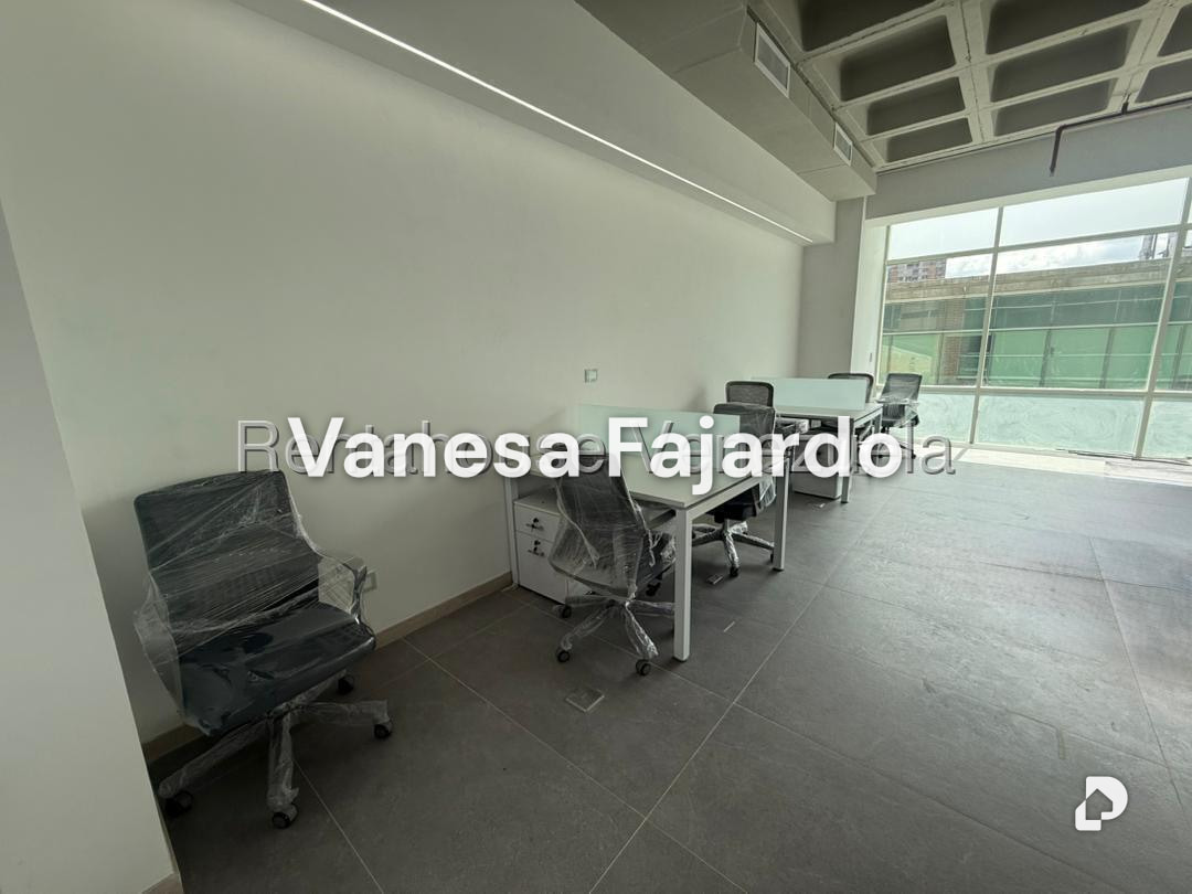 Oficina en Boleíta Norte, Caracas – 11