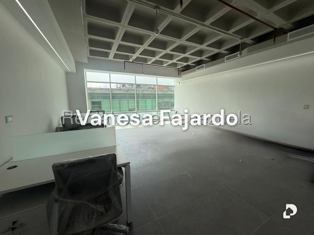 Oficina en Boleíta Norte, Caracas – 12