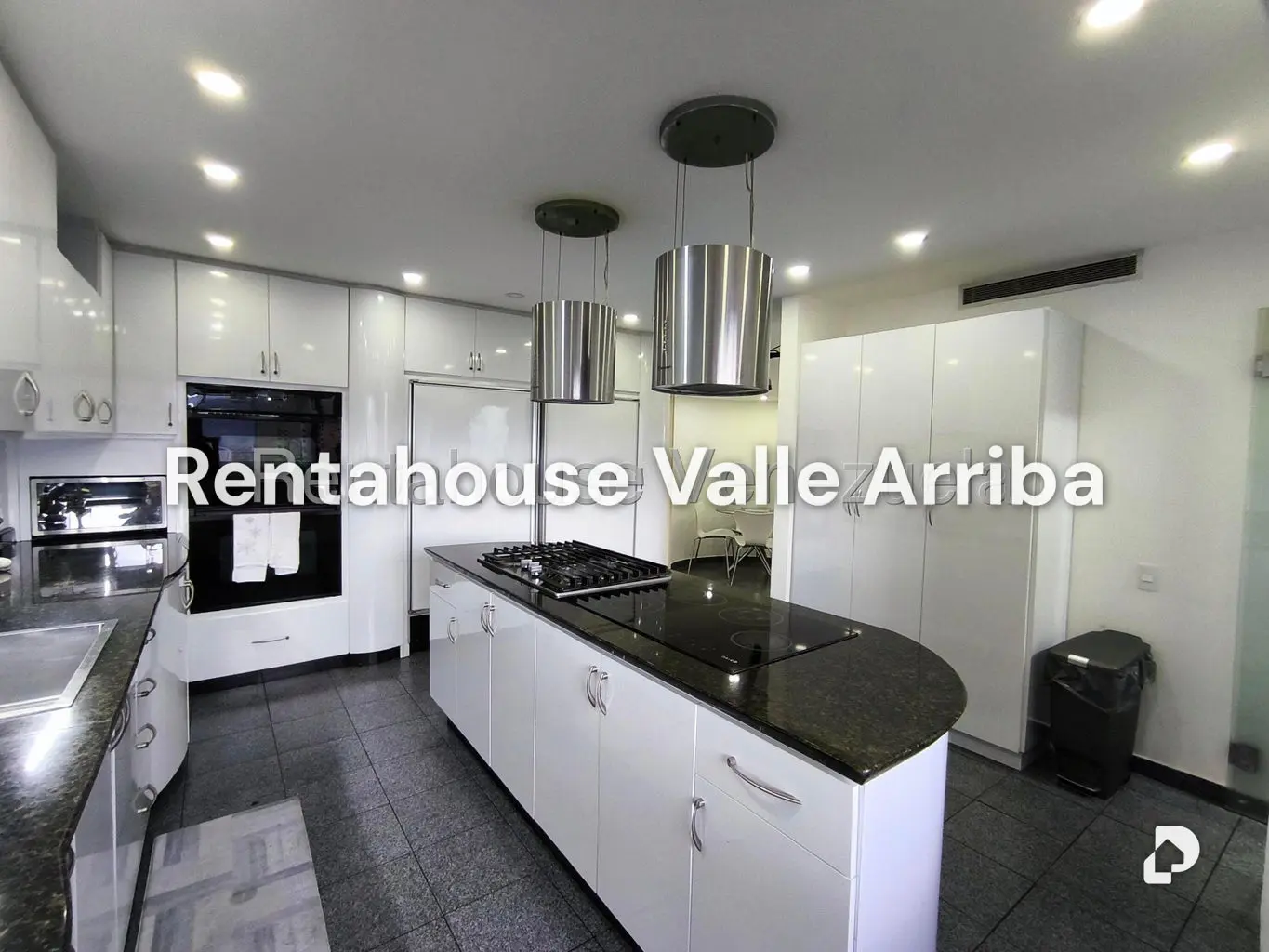 Apartamento en Santa Fe Norte, Caracas – 15