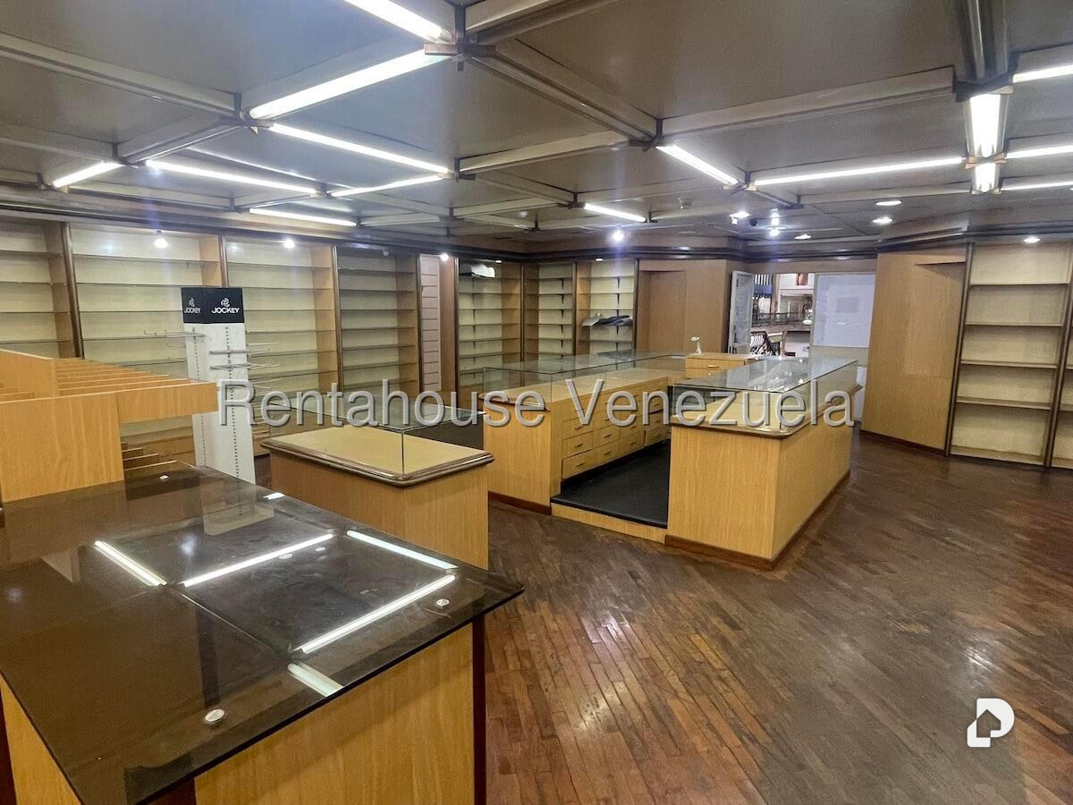 Local comercial en La Rosaleda, San Antonio de Los Altos