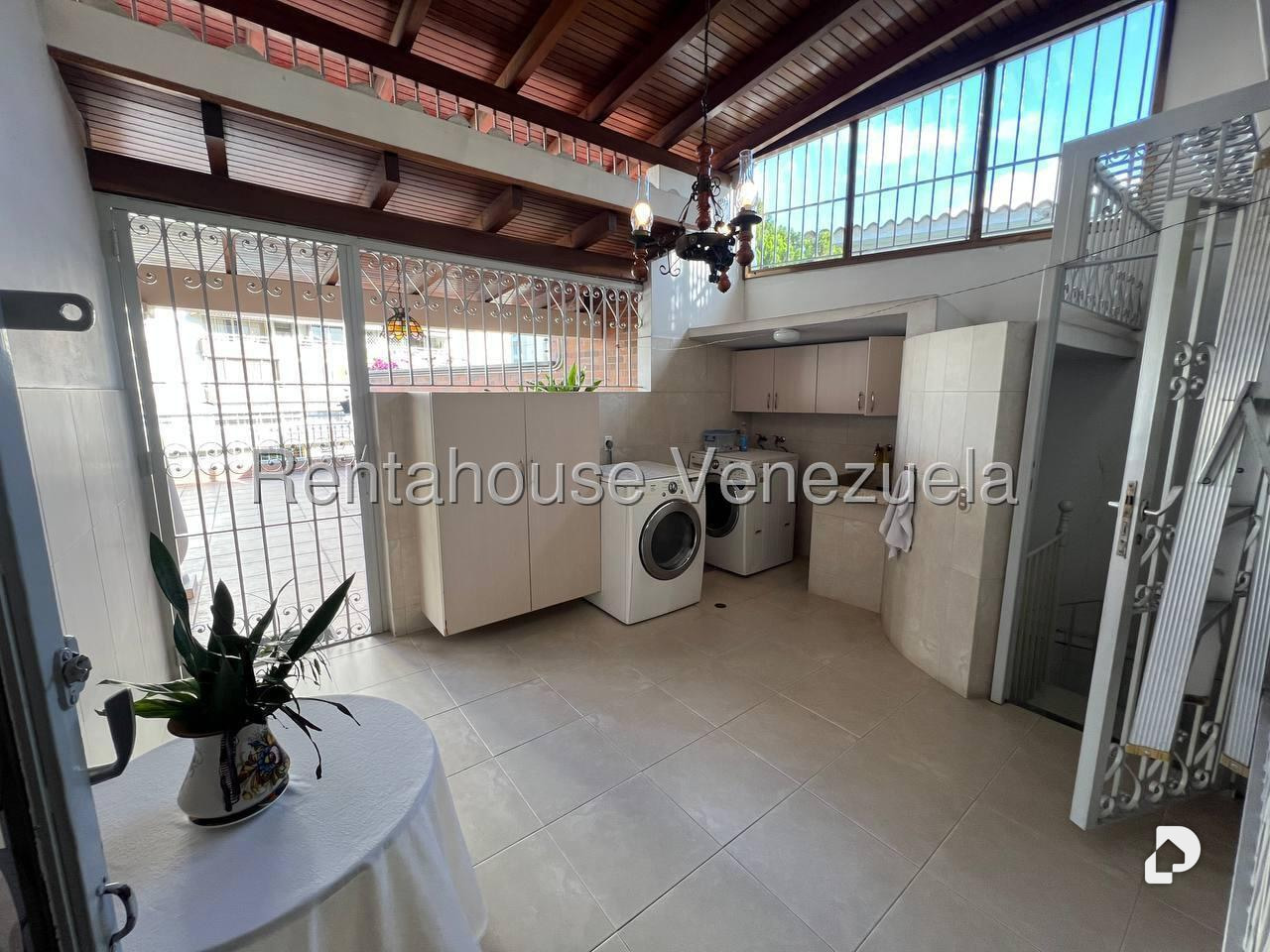 Casa en El Marqués, Caracas – 17
