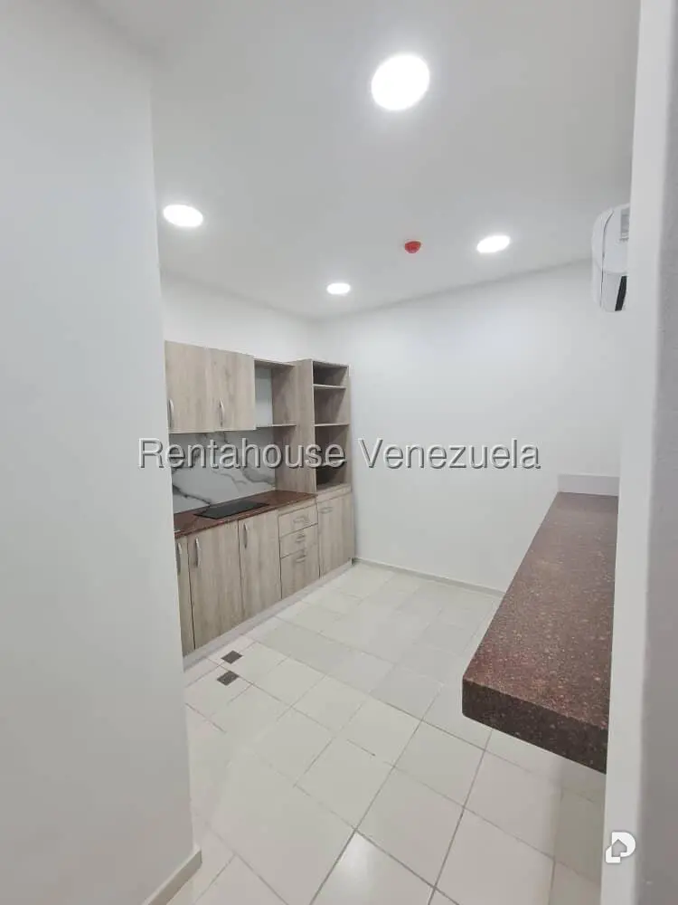 Casa en San Román, Caracas – 9