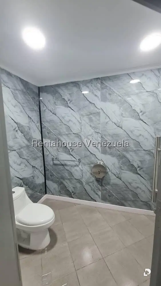 Casa en San Román, Caracas – 11