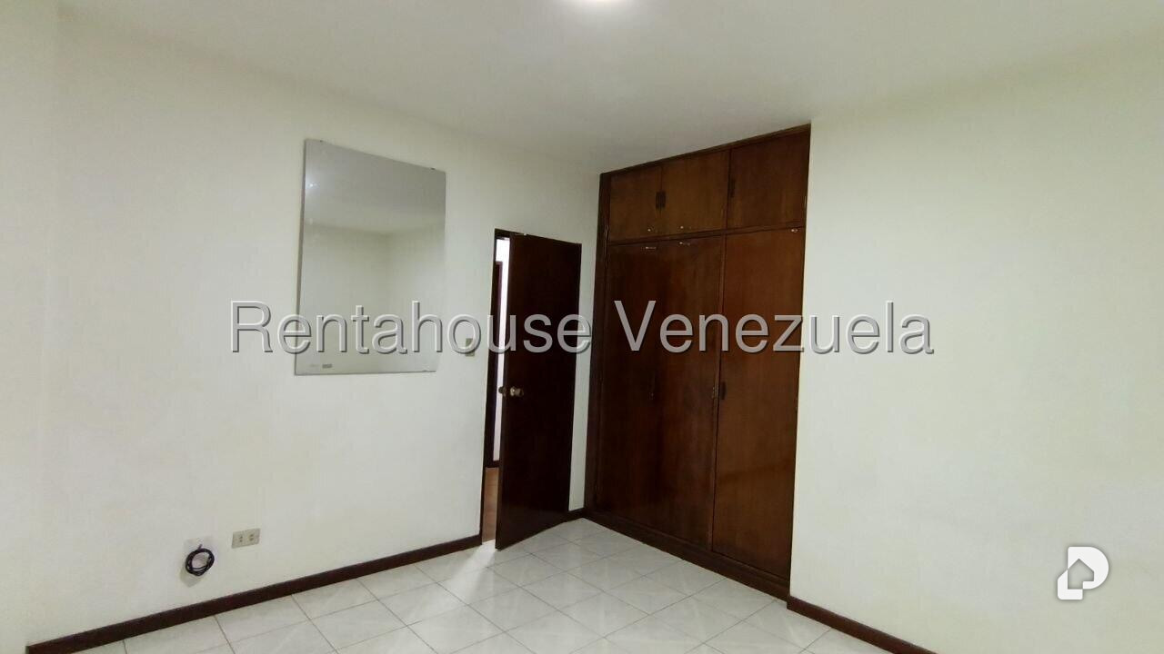 Apartamento en Lomas De La Trinidad, Caracas – 5