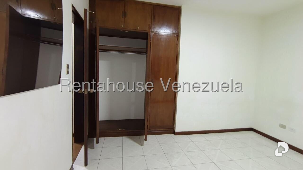Apartamento en Lomas De La Trinidad, Caracas – 4